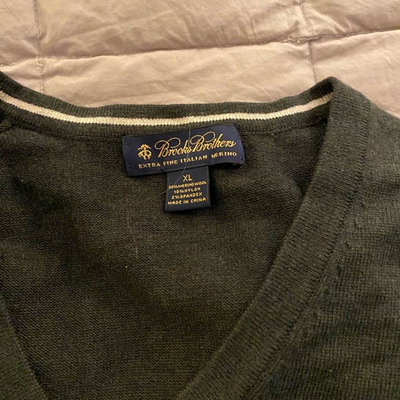 Dark Grey Brooks Brothers sweater - Picture 3 of 5